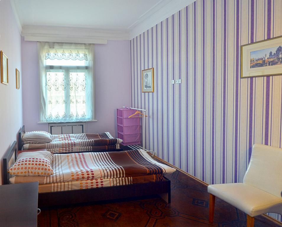 Griboedov Hostel & Suites Tbilisi Rum bild