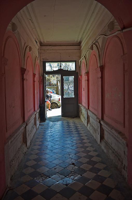 Griboedov Hostel & Suites Tbilisi Exteriör bild