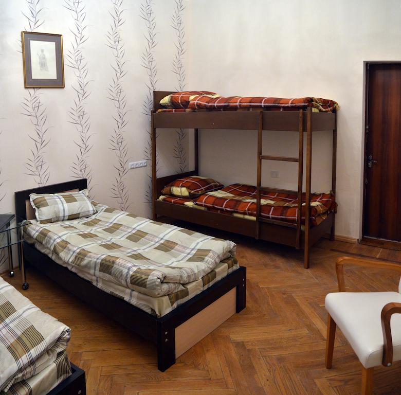 Griboedov Hostel & Suites Tbilisi Rum bild