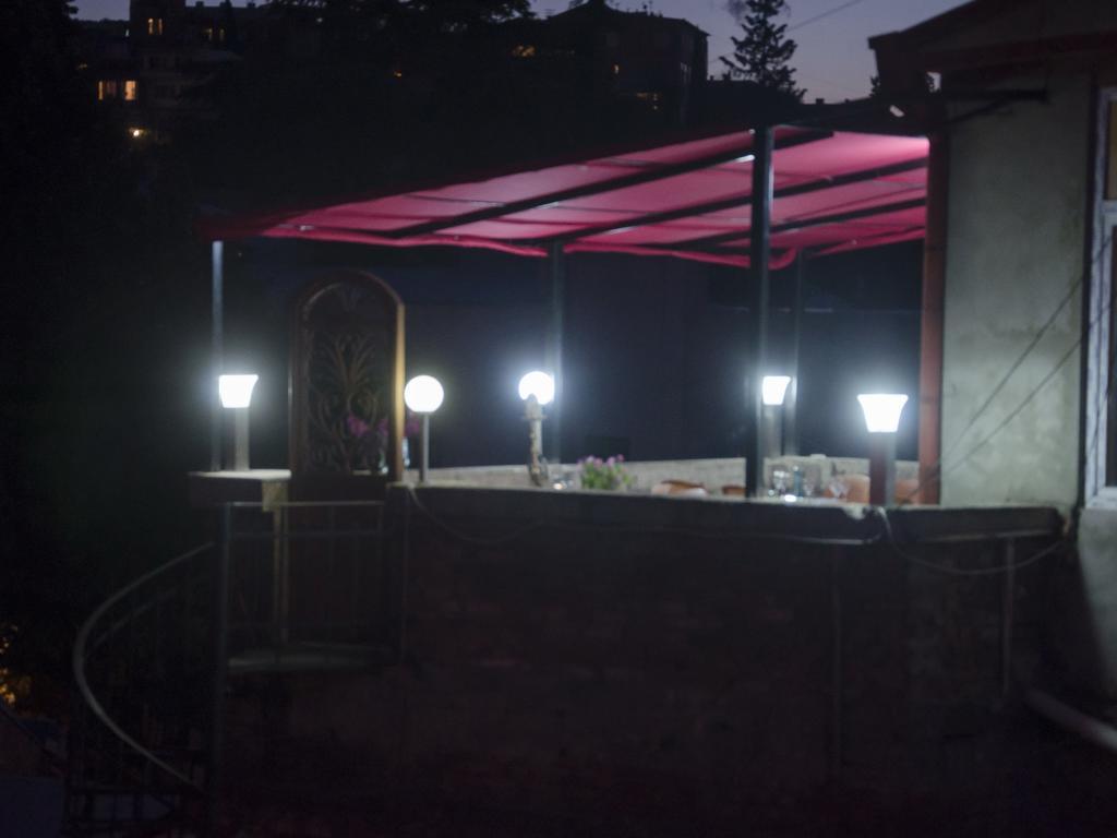 Griboedov Hostel & Suites Tbilisi Exteriör bild
