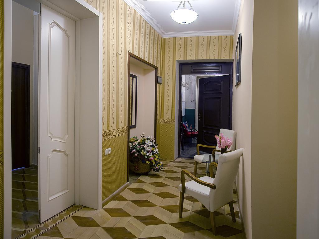 Griboedov Hostel & Suites Tbilisi Exteriör bild